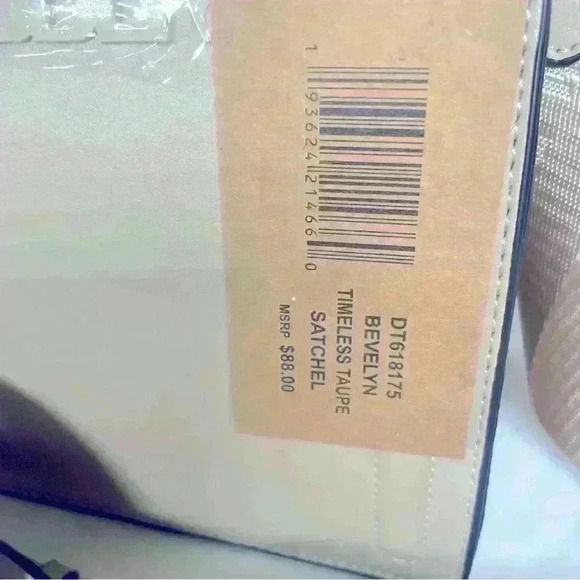 Steve Madden Chalk Bevelyn  w/AirPod Case Crossbody Bag Purse Satchel - Picture 8 of 11